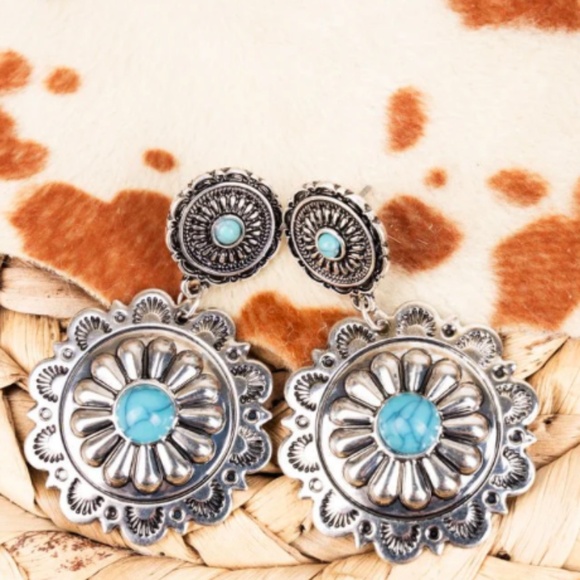 Harlow Silvertone Turquoise Earrings - Picture 1 of 1
